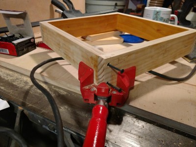 Corner jig.jpg